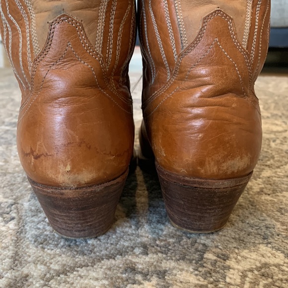 Dan Post Brown Heeled Boots - Picture 5 of 15